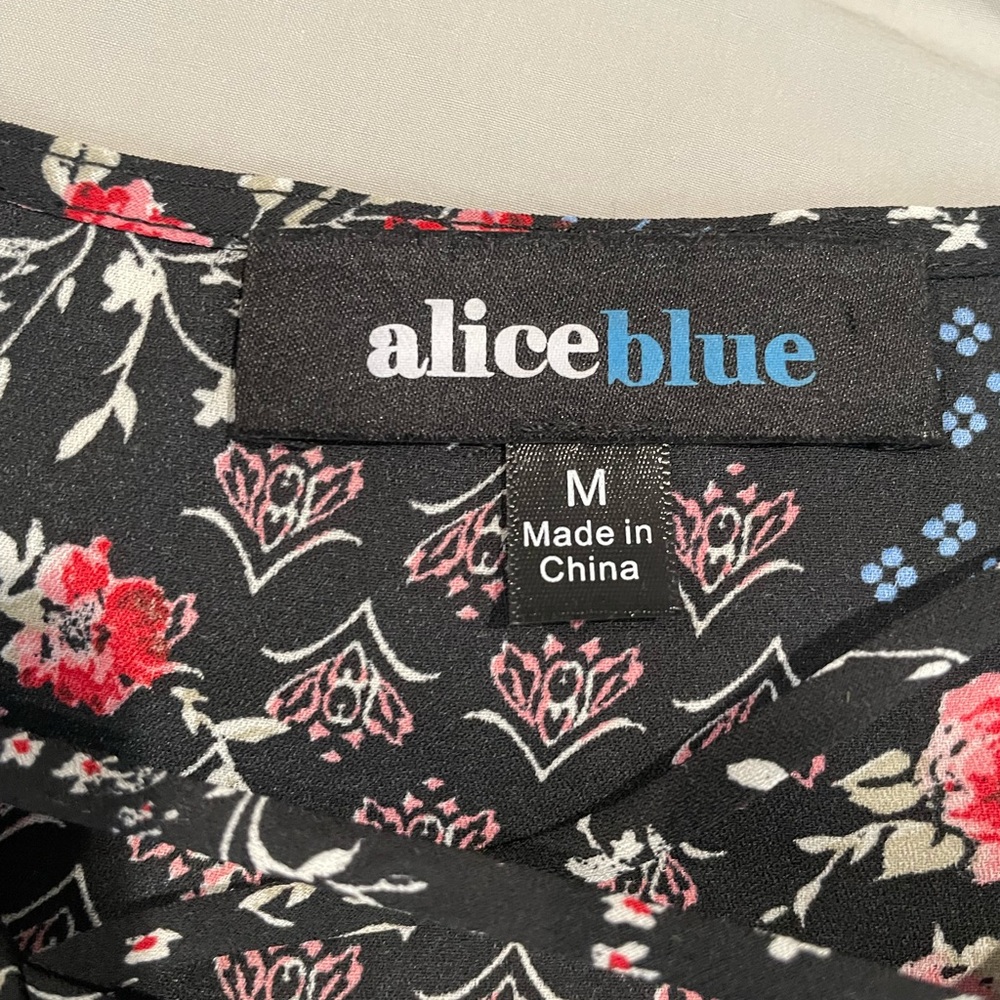 NWOT Aliceblue Delane Cross Front Shirt - Picture 5 of 6